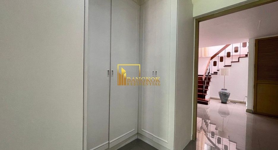 For rent 4 ベッドルーム house in Watthana, Bangkok