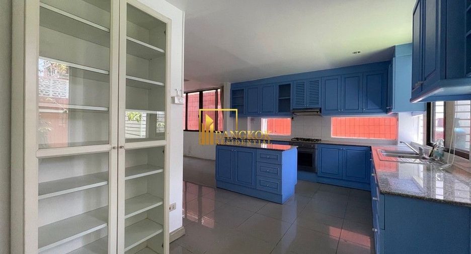 For rent 4 ベッドルーム house in Watthana, Bangkok