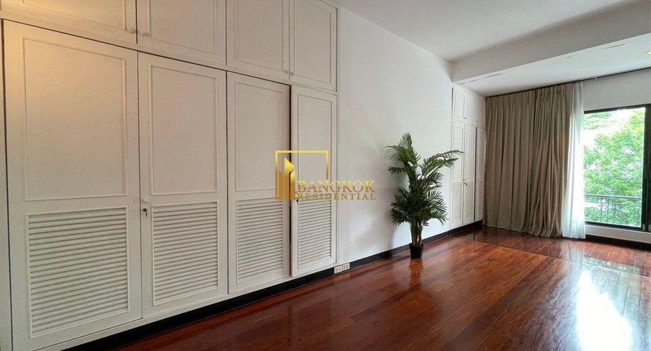 For rent 4 ベッドルーム house in Watthana, Bangkok