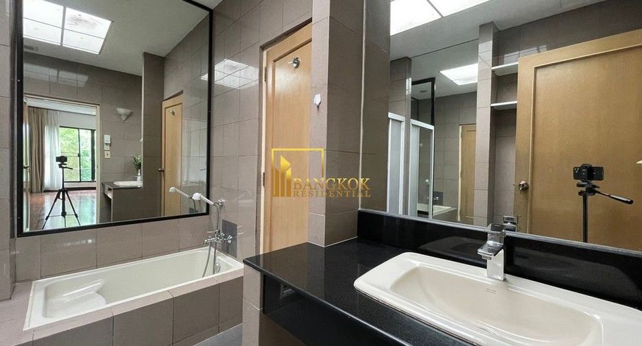 For rent 4 ベッドルーム house in Watthana, Bangkok