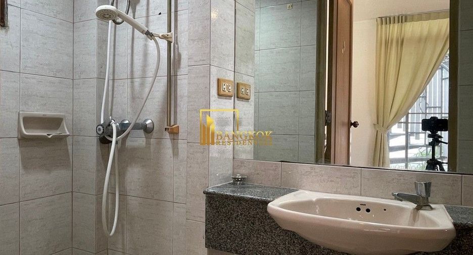 For rent 4 ベッドルーム house in Watthana, Bangkok