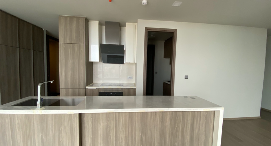 For rent そして for sale 3 ベッドルーム condo in Khlong Toei, Bangkok
