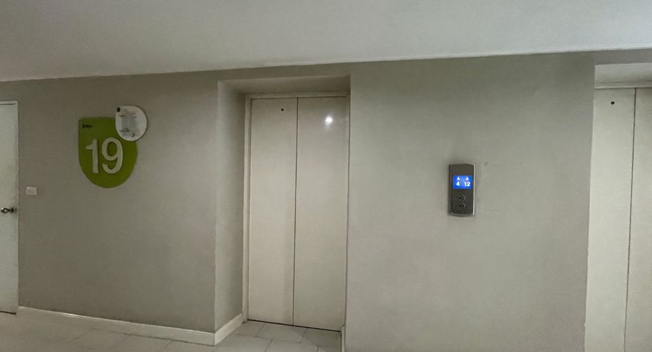 Wohnung zum Kauf mit Studio in Watthana, Bangkok