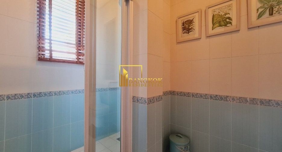 For rent 2 ベッドルーム house in Khlong Toei, Bangkok
