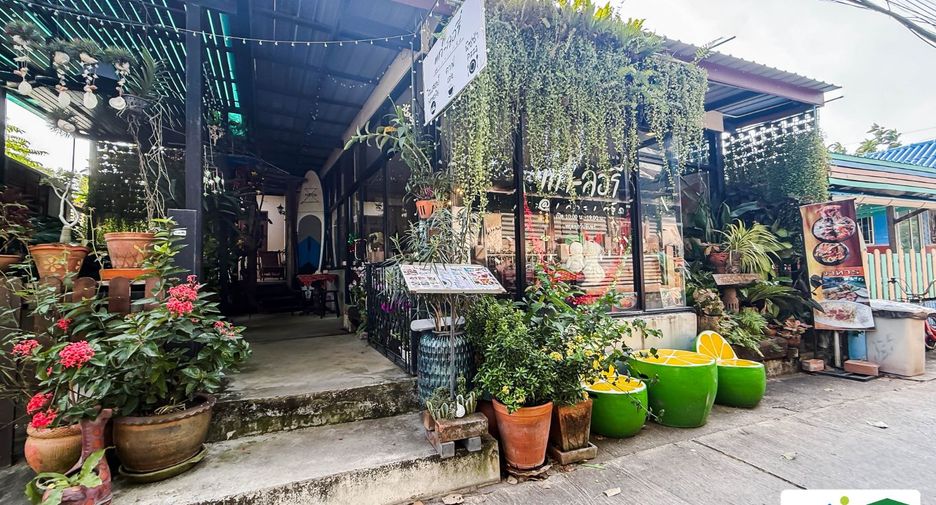 À vendre 4 chambres local commercial à Pak Kret, Nonthaburi