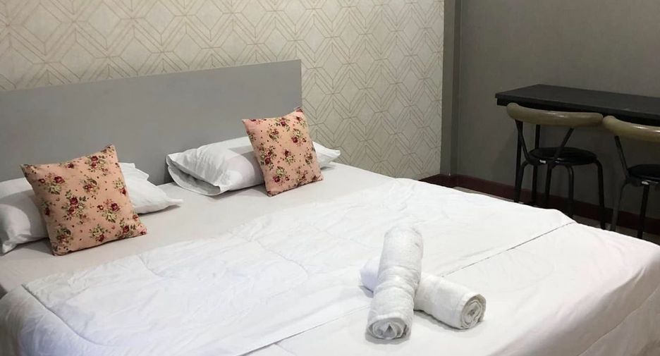 À vendre 4 chambres local commercial à Pak Kret, Nonthaburi