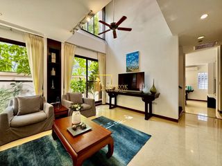 For rent 3 bedrooms house in Khlong Toei, Bangkok