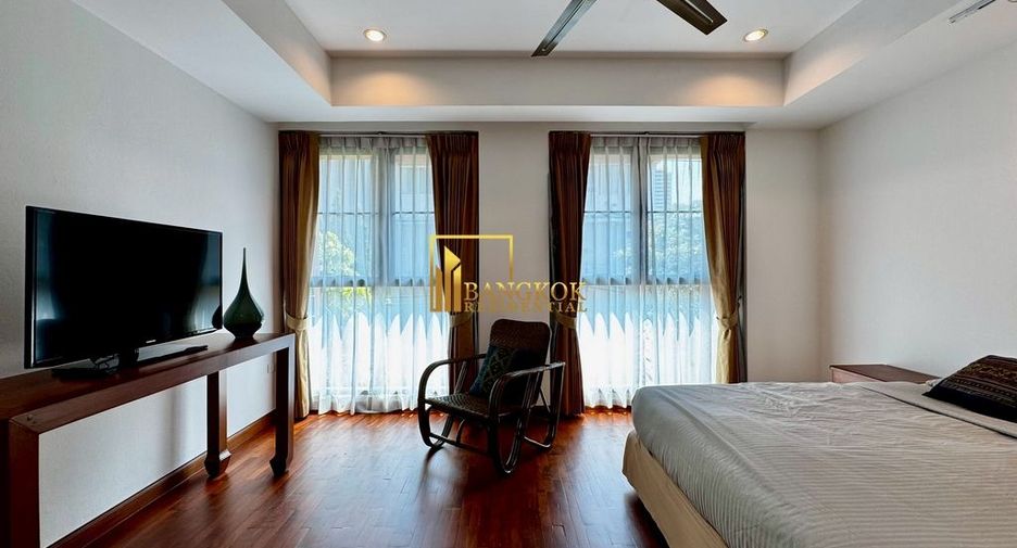 For rent 3 bedrooms house in Khlong Toei, Bangkok