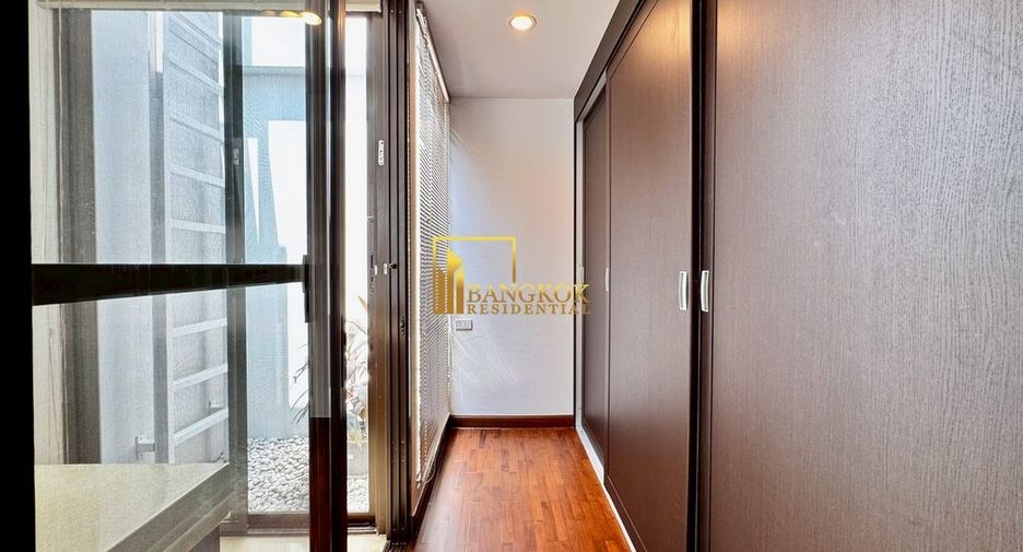 For rent 3 bedrooms house in Khlong Toei, Bangkok