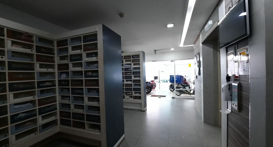 For sale studio condo in Bang Kapi, Bangkok