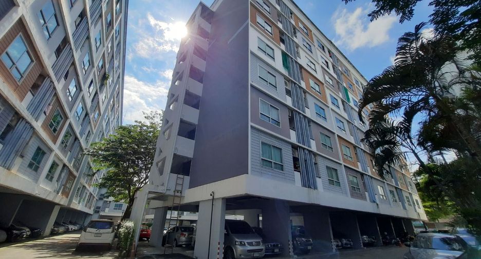 For sale studio condo in Wang Thonglang, Bangkok
