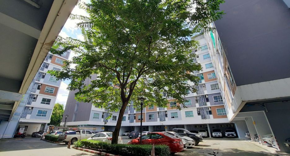 For sale studio condo in Wang Thonglang, Bangkok