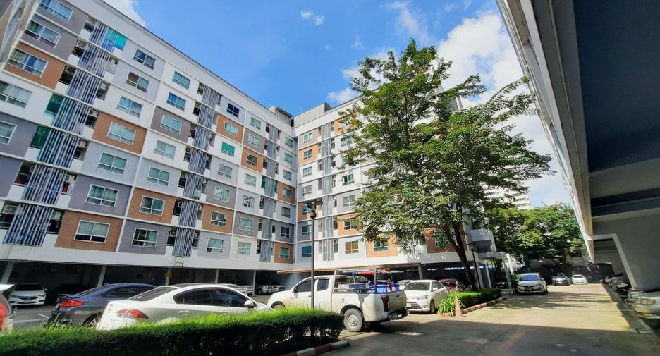For sale studio condo in Wang Thonglang, Bangkok
