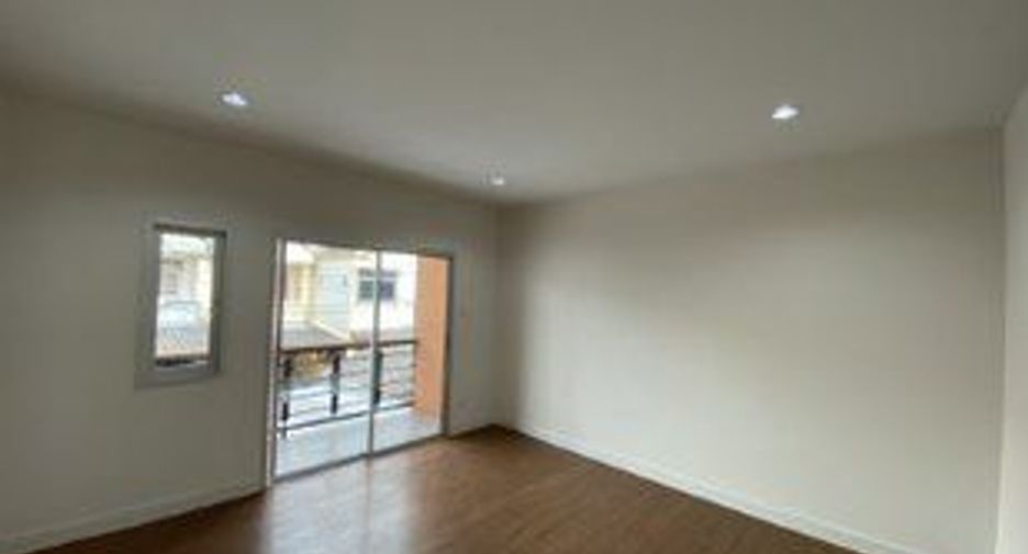 For sale スタジオ townhouse in Sai Mai, Bangkok