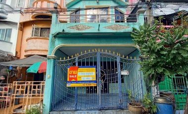 Reihenhaus zum Kauf mit Studio in Nong Khaem, Bangkok