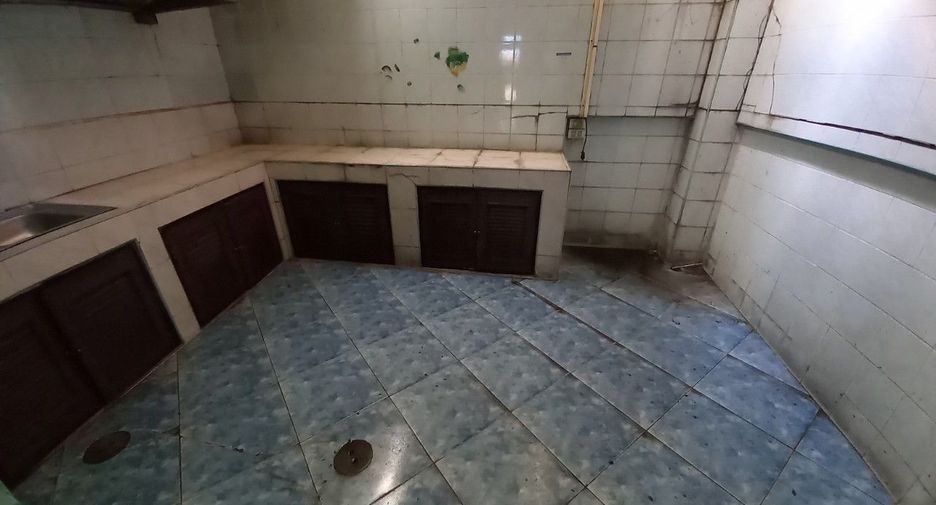 For sale studio townhouse in Nong Khaem, Bangkok