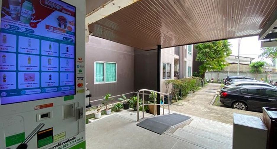 For sale studio condo in Lat Krabang, Bangkok