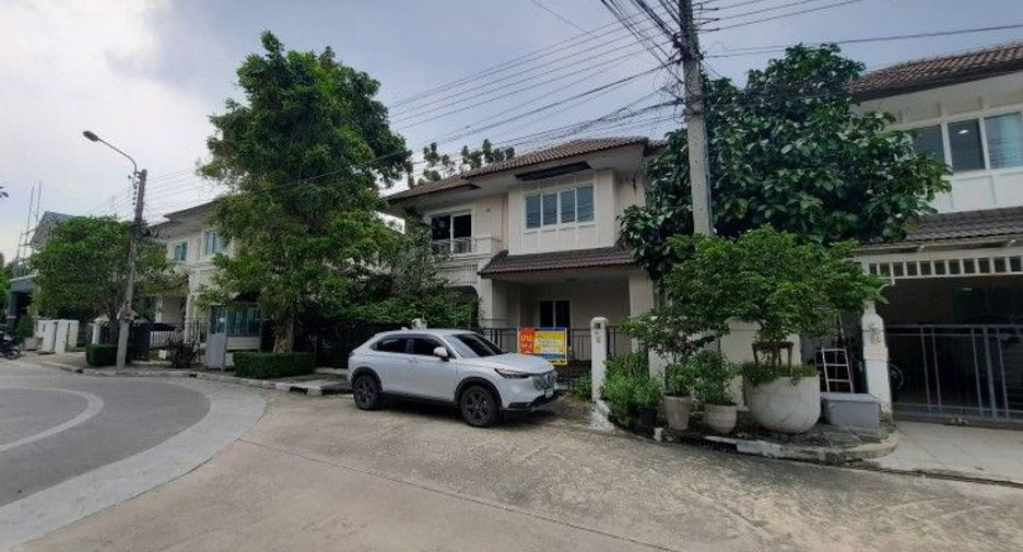 For sale studio house in Khan Na Yao, Bangkok
