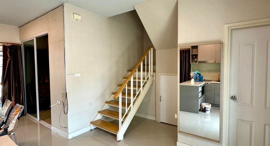 For sale 4 bedrooms townhouse in Bang Phli, Samut Prakan