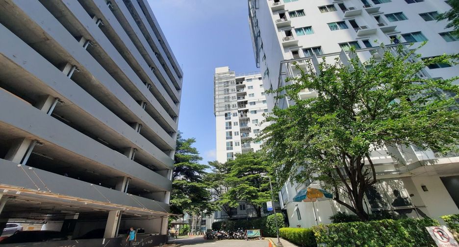 For sale studio condo in Ratchathewi, Bangkok