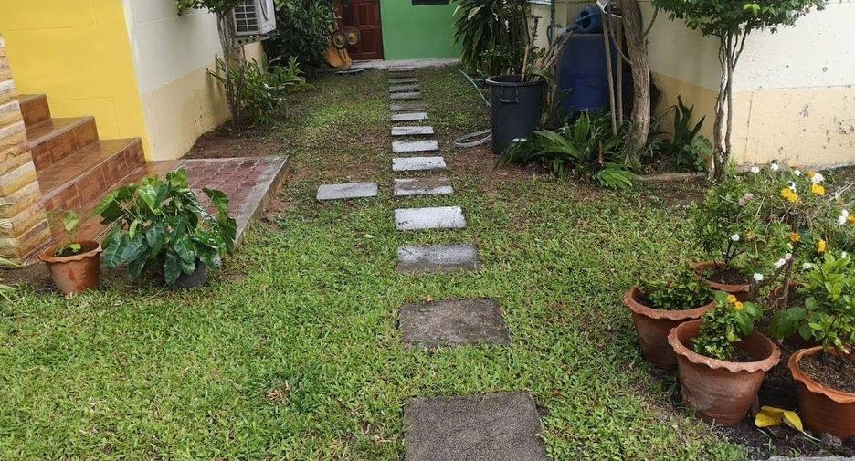 出售 6 卧室 酒店 在 Sattahip, Chon Buri