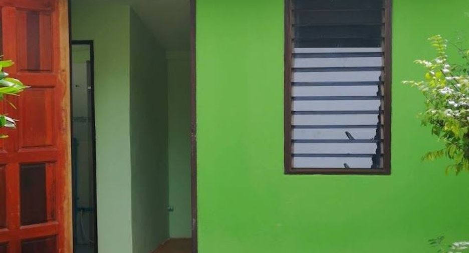出售 6 卧室 酒店 在 Sattahip, Chon Buri