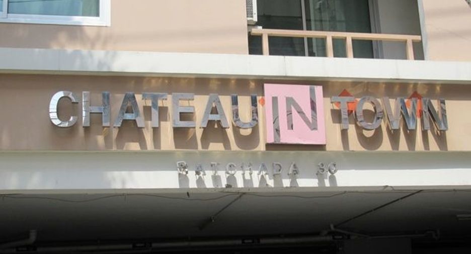 For sale studio condo in Huai Khwang, Bangkok