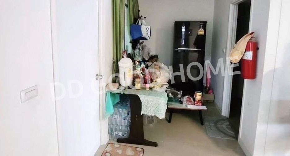 Casa adosada en venta de 3 habitaciones en Mueang Samut Sakhon, Samut Sakhon