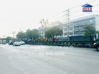 For sale 2 bed retail Space in Bang Phli, Samut Prakan