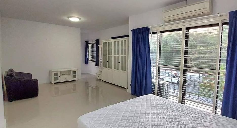 For rent 3 bedrooms house in Mueang Phuket, Phuket