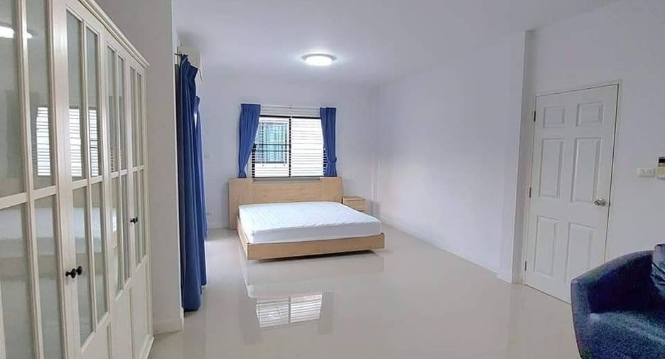 For rent 3 bedrooms house in Mueang Phuket, Phuket