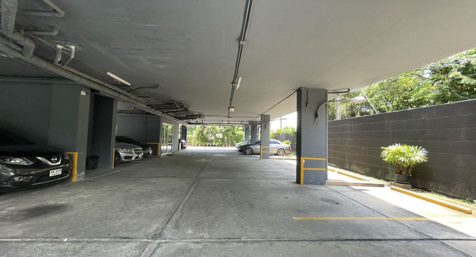 For sale studio condo in Bueng Kum, Bangkok