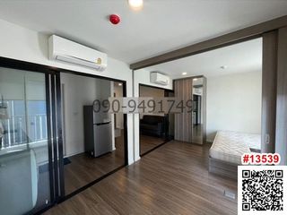 For rent 2 bedrooms condo in Khan Na Yao, Bangkok