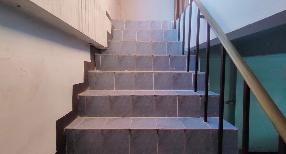 For sale studio townhouse in Min Buri, Bangkok