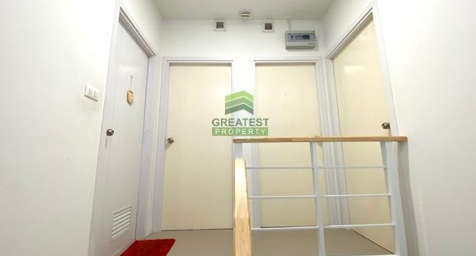 Casa adosada en venta de 3 habitaciones en Mueang Pathum Thani, Pathum Thani
