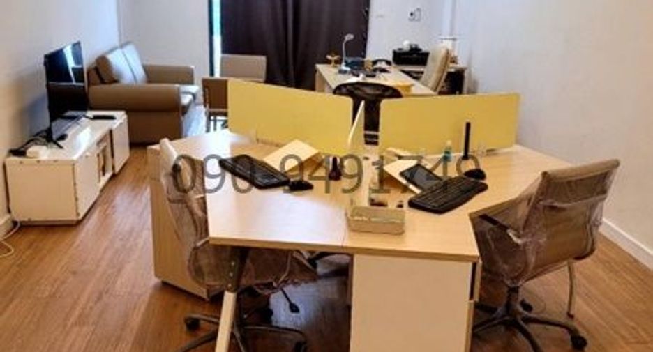 For rent 4 bedrooms retail Space in Nong Khaem, Bangkok