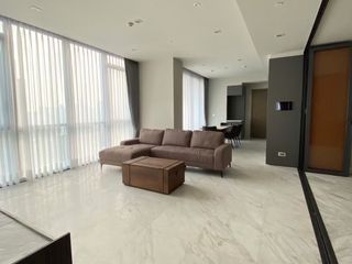 For sale 2 bed condo in Watthana, Bangkok
