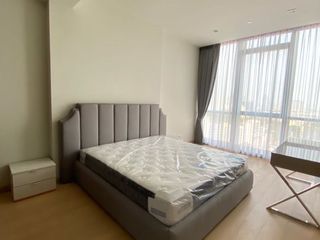 For sale 2 bed condo in Watthana, Bangkok