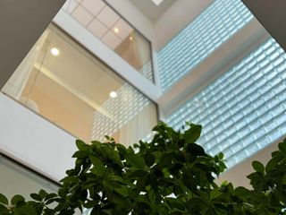 For rent and for sale 4 bed office in Sathon, Bangkok