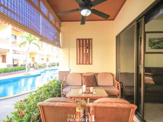 For sale 3 bed townhouse in Cha Am, Phetchaburi