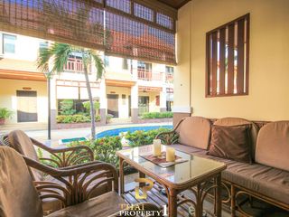 For sale 3 bed townhouse in Cha Am, Phetchaburi