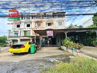 Gewerbefläche zum Kauf mit 2 Zimmer in Bang Bua Thong, Nonthaburi