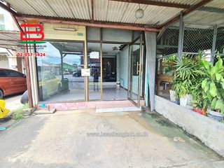 Gewerbefläche zum Kauf mit 2 Zimmer in Bang Bua Thong, Nonthaburi