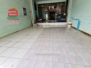 Gewerbefläche zum Kauf mit 2 Zimmer in Bang Bua Thong, Nonthaburi