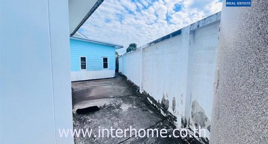 For sale 3 bed house in Ongkharak, Nakhon Nayok