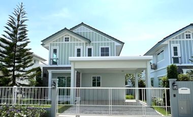 Casa en alquiler de 3 habitaciones en Lat Krabang, Bangkok
