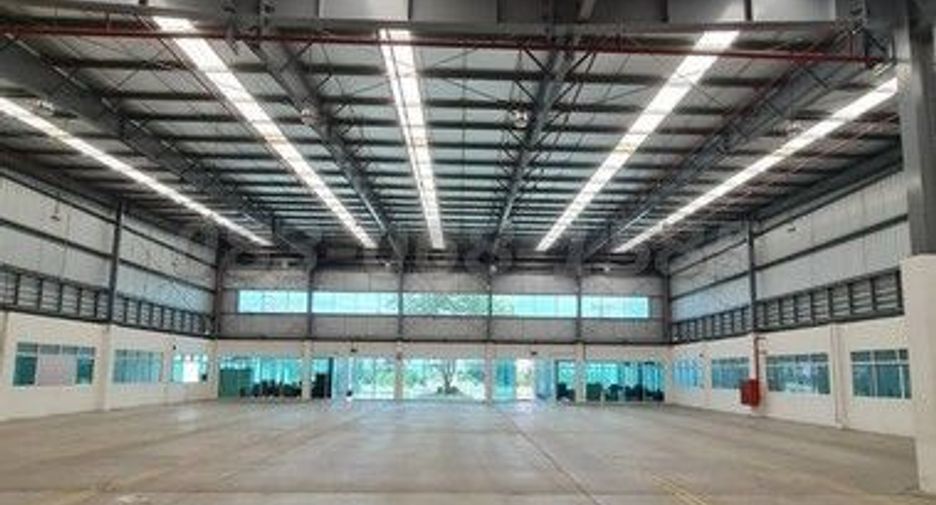 For sale warehouse in Bang Lamung, Chonburi