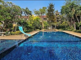 Продажа 3 спальни таунхаус в Буенг Кум, Бангкок