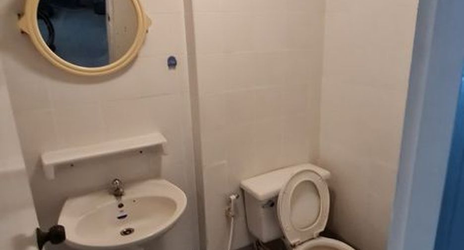 For sale 3 bedrooms townhouse in Bueng Kum, Bangkok