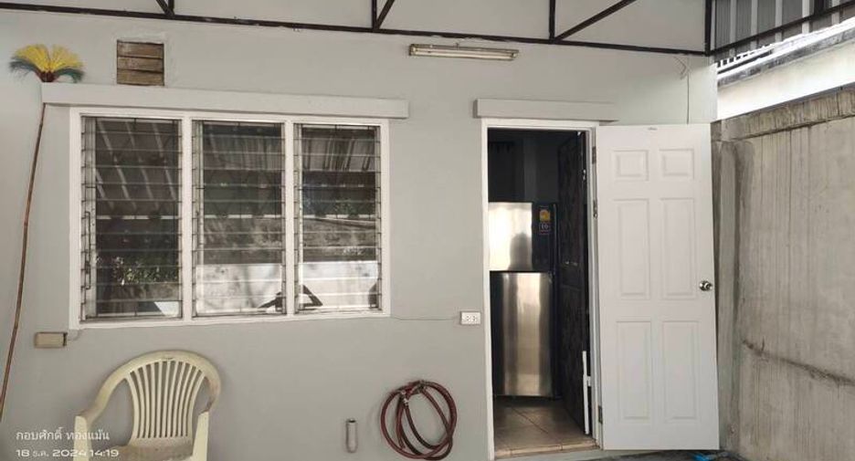 For sale 3 bedrooms townhouse in Bueng Kum, Bangkok